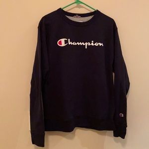 Champion crewneck, size medium.